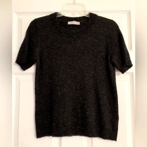 Everlane Sweater Tee in Charcoal, Size Small